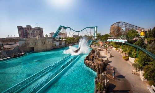 Atlantica SuperSplash est l'une des attractions les plus humides du parc